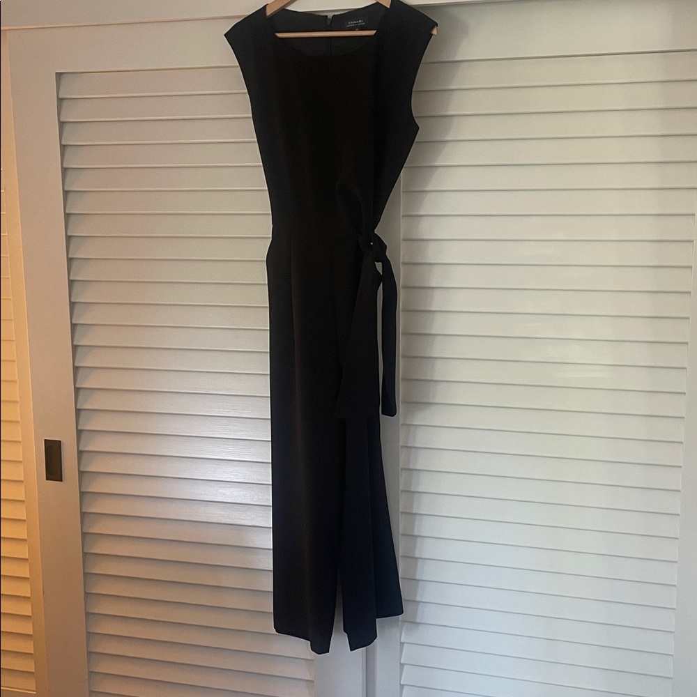 Elegant Tahari Black Sleeveless Jumpsuit New with tags